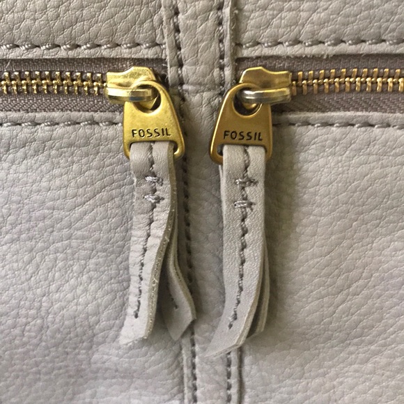 Fossil Leather handled crossbody - Picture 4 of 14